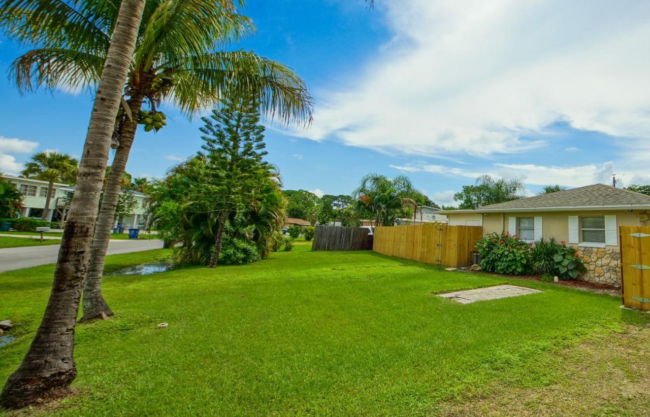 Summerwind Studios Fort Myers Exterior photo